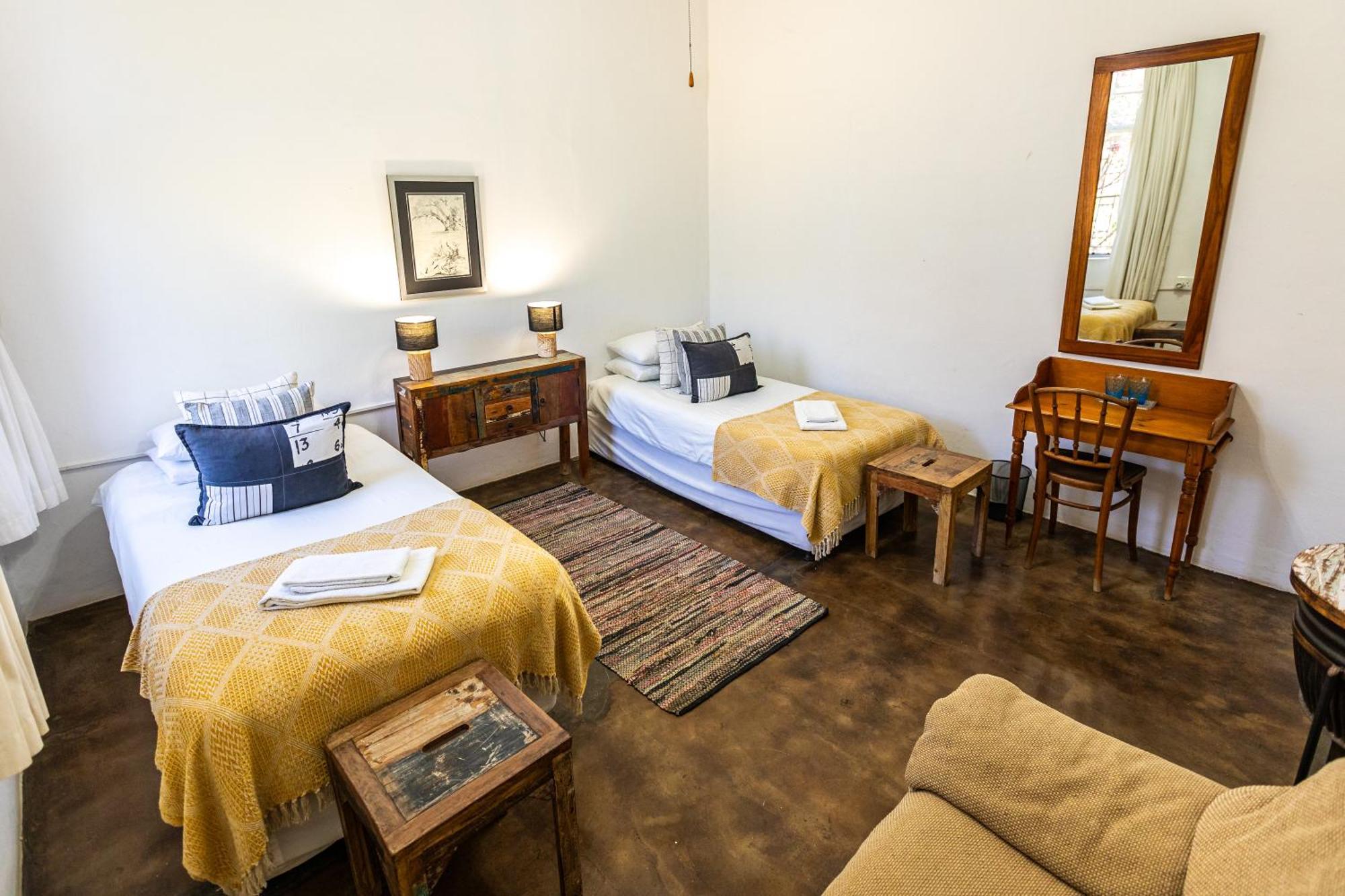 Hh 820 Accomodation Grootfontein Экстерьер фото