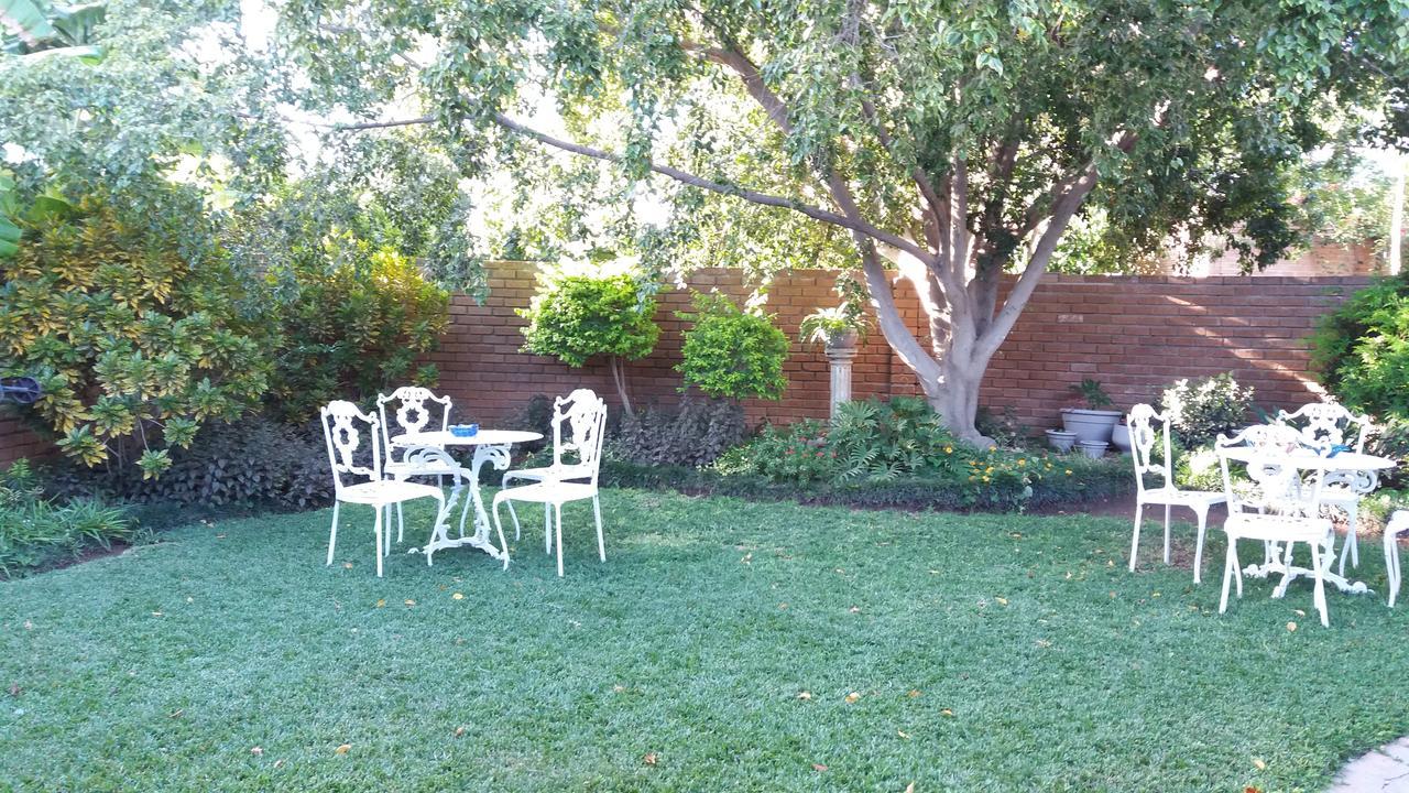 Hh 820 Accomodation Grootfontein Экстерьер фото